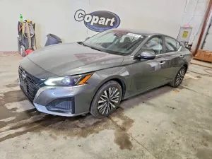 Nissan Altima 2.5L 4 2024