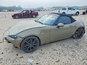 Mazda MX-5 (Miata) 2.0L 4 2024