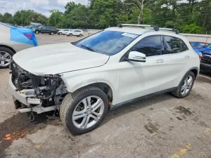 Mercedes-Benz GLA 2.0L 4 2016