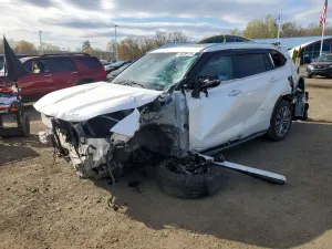 Toyota Highlander 3.5L 6 2021
