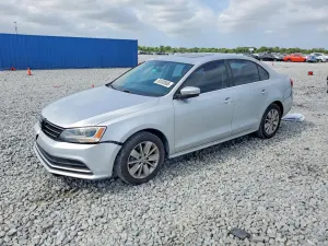 Volkswagen Jetta 1.8L 4 2015