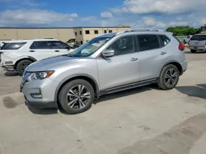 Nissan Rogue 2.5L 4 2017