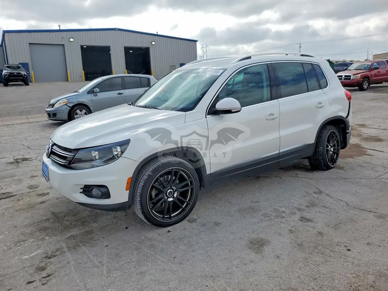 Volkswagen Tiguan 2.0L 4 2012