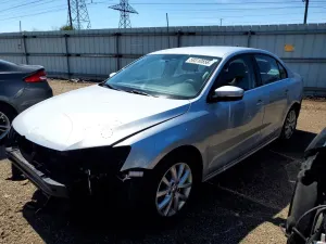 Volkswagen Jetta 1.8L 4 2014