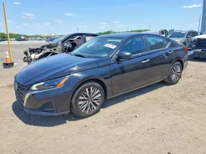 Nissan Altima 2.5L 4 2025