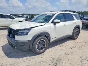 Nissan Pathfinder 3.5L 6 2025