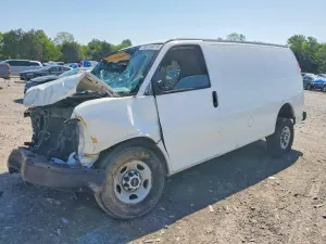 GMC Savana 4.8L 8 2012
