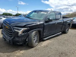 Toyota Tundra 3.4L 6 2025