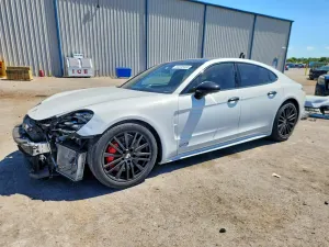 Porsche Panamera 4.0L 8 2020