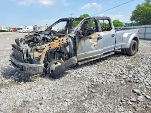 Ford F-350 6.7L 8 2021