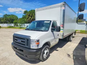 Ford Econoline 7.3L 8 2022