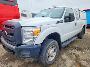 Ford F-250 6.2L 8 2015