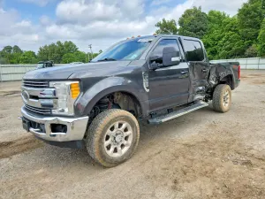 Ford F-250 6.2L 8 2017