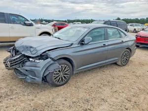 Volkswagen Jetta 1.4L 4 2021