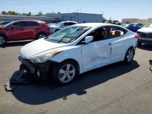 Hyundai Elantra 1.8L 4 2013
