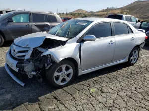 Toyota Corolla 1.8L 4 2012