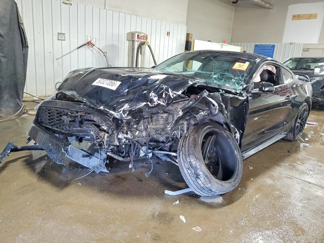 Ford Mustang 2.3L 4 2017