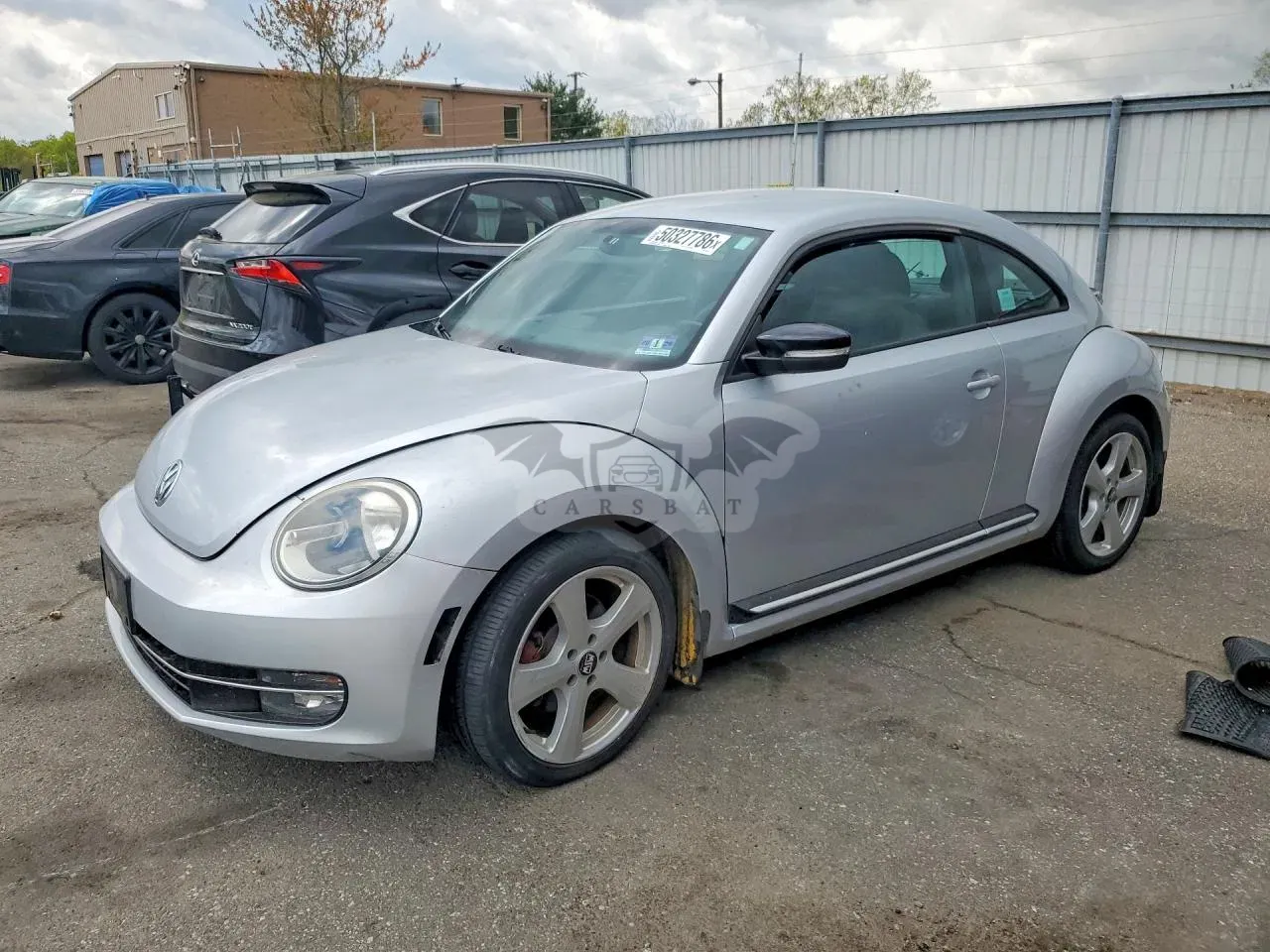Volkswagen Beetle 2.0L 4 2012