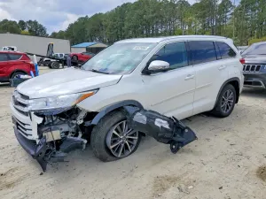 Toyota Highlander 3.5L 6 2018