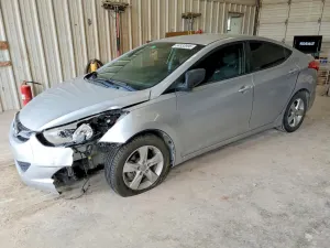 Hyundai Elantra 1.8L 4 2013