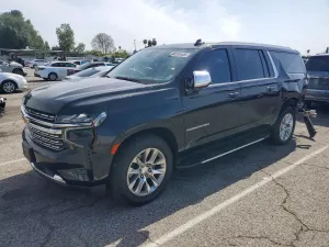 Chevrolet Suburban 5.3L 8 2023