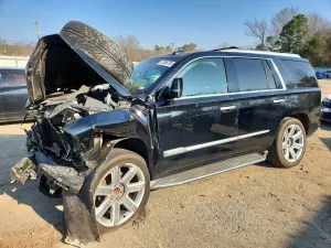 Cadillac Escalade 6.2L 8 2016