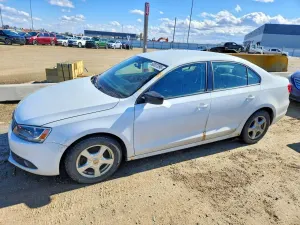 Volkswagen Jetta 2.0L 4 2013