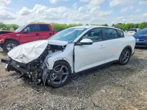 Kia K4 2.0L 4 2025