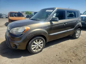 Kia Soul 2.0L 4 2012