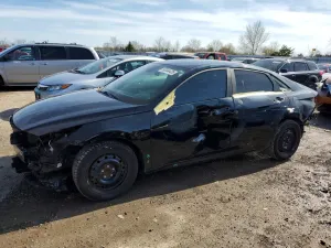 Hyundai Elantra 2.0L 4 2022
