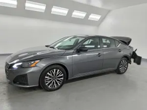 Nissan Altima 2.5L 4 2026