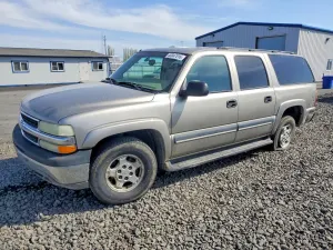 Chevrolet Suburban 5.3L 8 2003