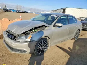 Volkswagen Jetta 2.0L 4 2014