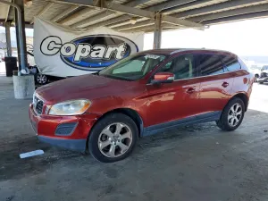 Volvo XC60 3.2L 6 2011