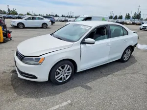 Volkswagen Jetta 1.4L 4 2017