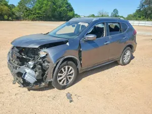 Nissan Rogue 2.5L 4 2020