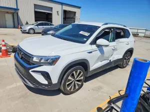 Volkswagen Taos 1.5L 4 2024