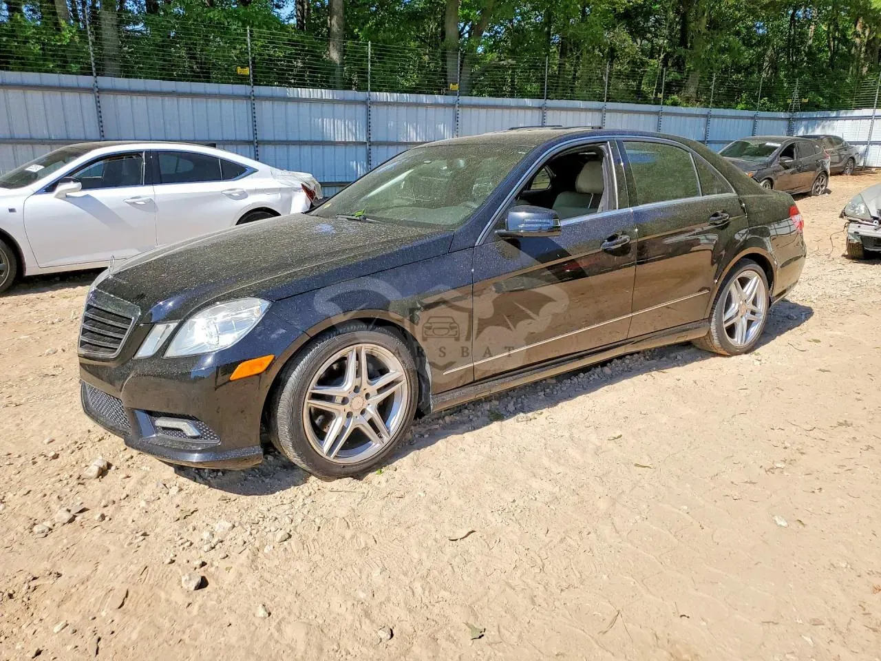 Mercedes-Benz E 3.5L 6 2011
