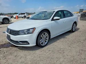 Volkswagen Passat 2.0L 4 2019