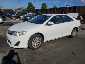 Toyota Camry 2.5L 4 2014