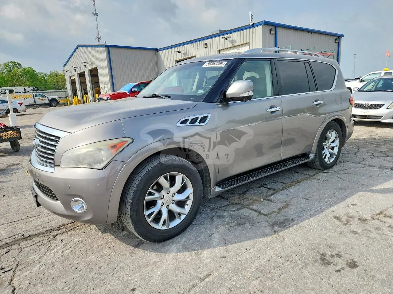 Infiniti QX56 5.6L 8 2013