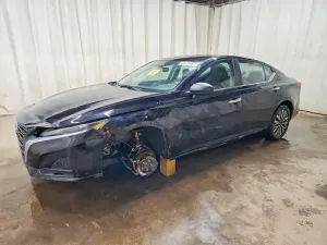 Nissan Altima 2.5L 4 2025