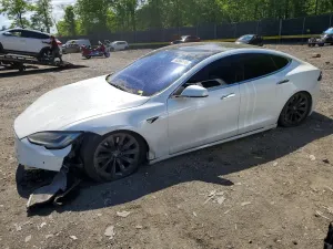 Tesla Model S 2019