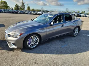 Infiniti Q50 3.0L 6 2021