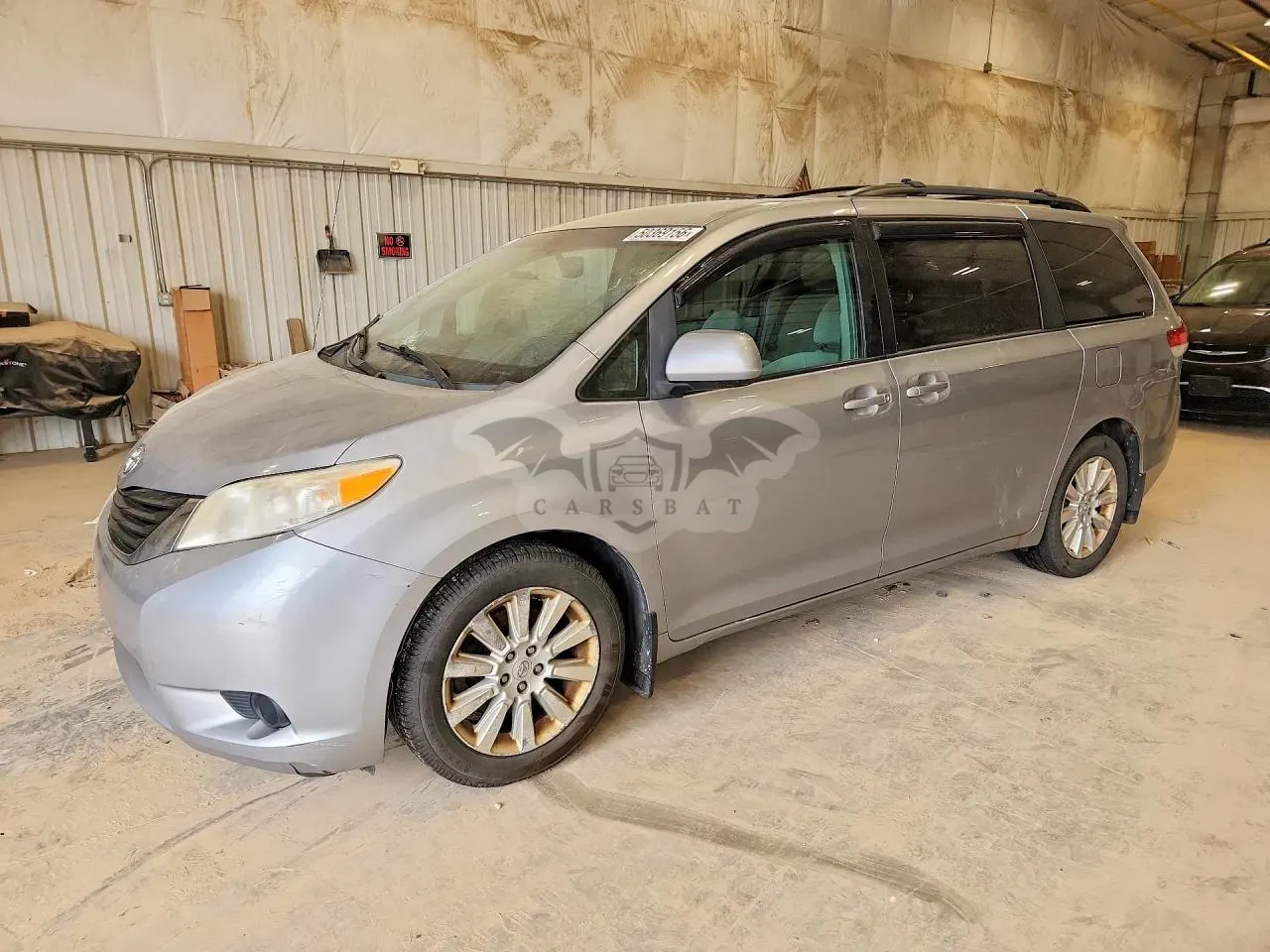 Toyota Sienna 3.5L 6 2011