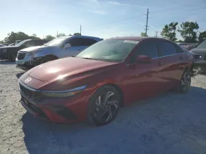 Hyundai Elantra 2.0L 4 2025