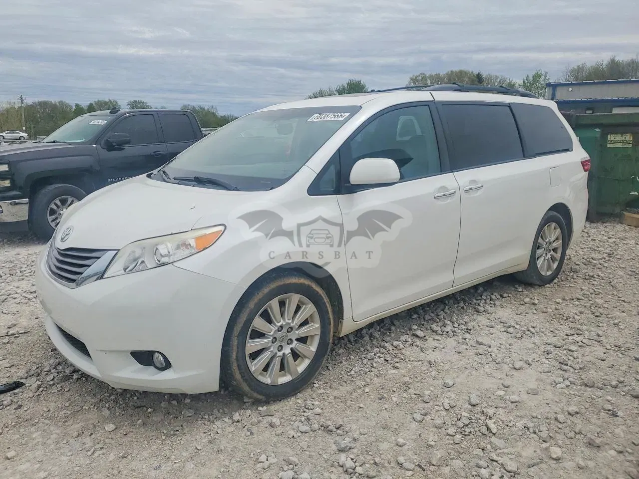 Toyota Sienna 3.5L 6 2015