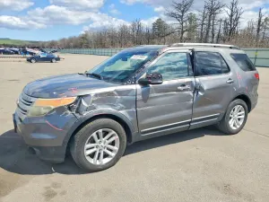 Ford Explorer 3.5L 6 2014