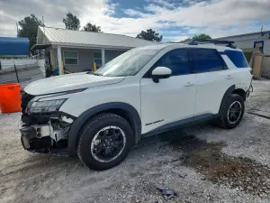Nissan Pathfinder 3.5L 6 2025