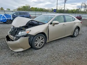 Lexus ES 3.5L 6 2013